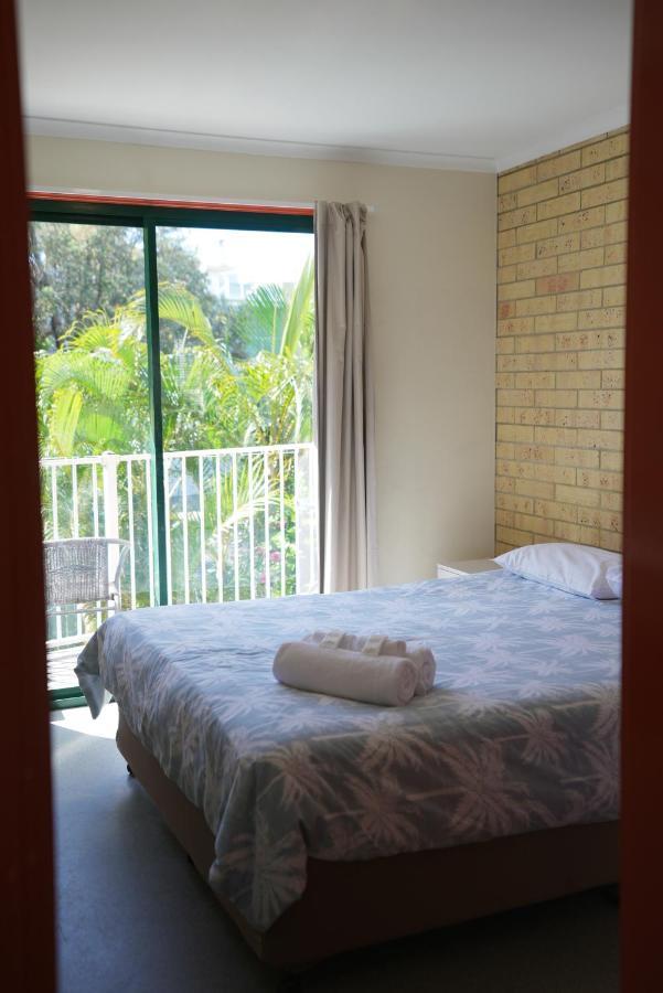 Coolum Budget Accommodation Coolum Beach Exterior photo